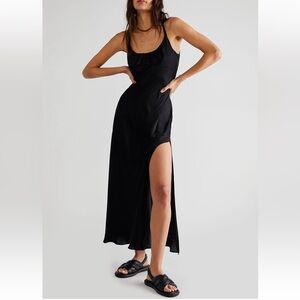 Free People Night Owl Slip - Black - Size Medium